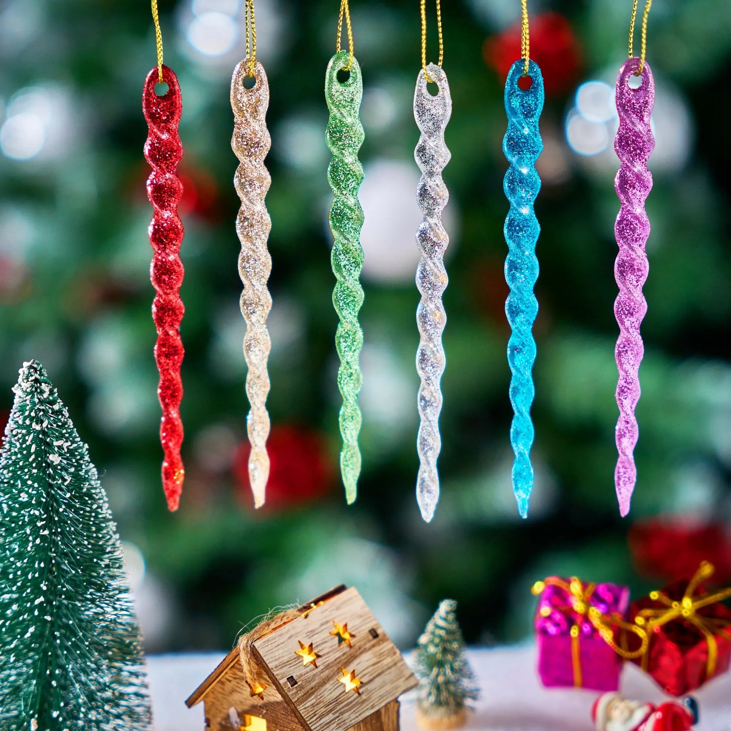 32Pcs 5.3in Plastic Twisted Icicles Hanging Ornament for Christmas Tree Decoration