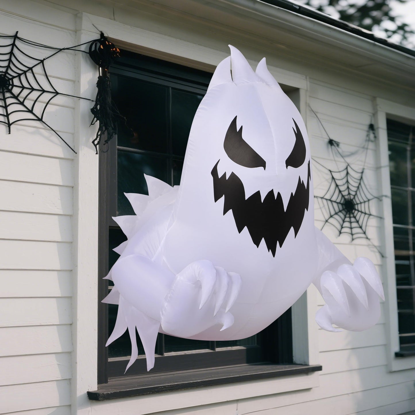 4.5 FT Halloween Inflatable Scary Ghost Outdoor Decoration