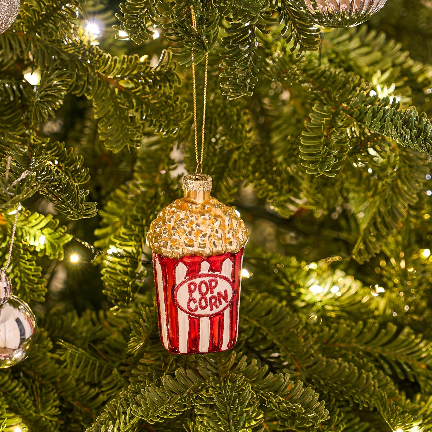 Small Christmas Popcorn Ornament